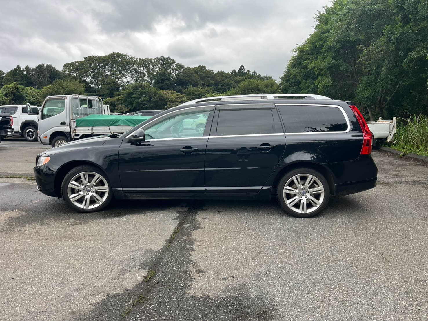 Volvo v70 T6 AWD インスクリプション