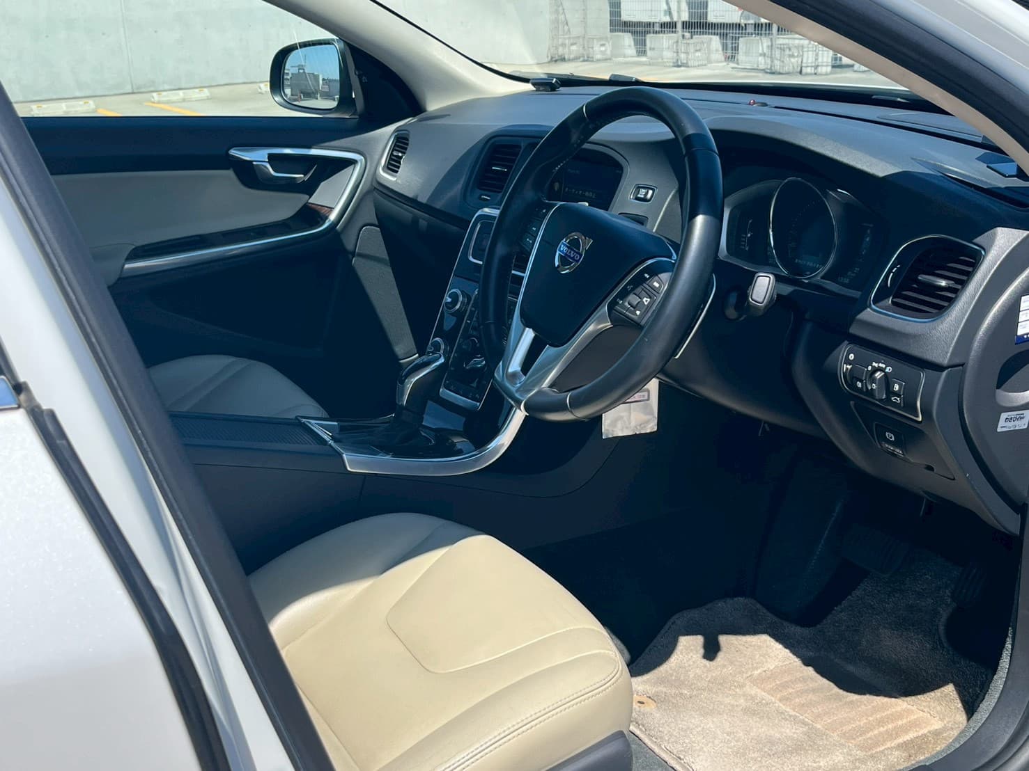 Volvo s60 T5 SE