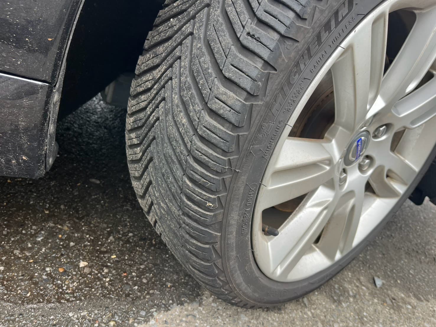 Volvo v70 T6 AWD インスクリプション